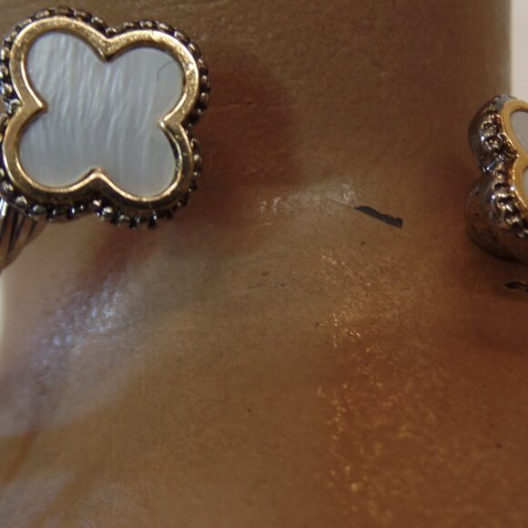 Atterri Silver Twisted Wire Bracelet W Alhambra Accents Mother of Pearl Gold NWT - Picture 2 of 8